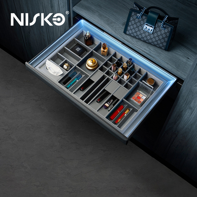 Buon prezzo Estrai il cassetto del vanità con vassoio per applicatori cosmetici e luce a LED in linea