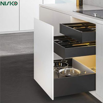 Buen precio Cajón metálico de cocina Slim  con cierre suave de 13 mm en línea
